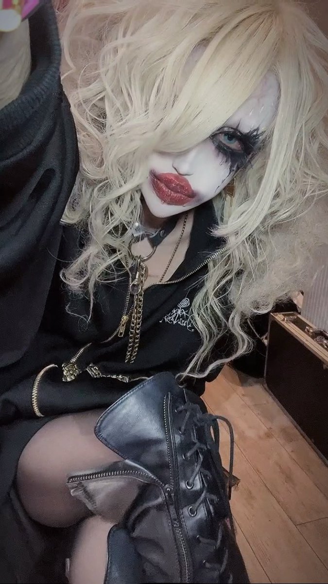 DazzlingBAD - i T - (@xxxBAD_iT_) / Posts / X