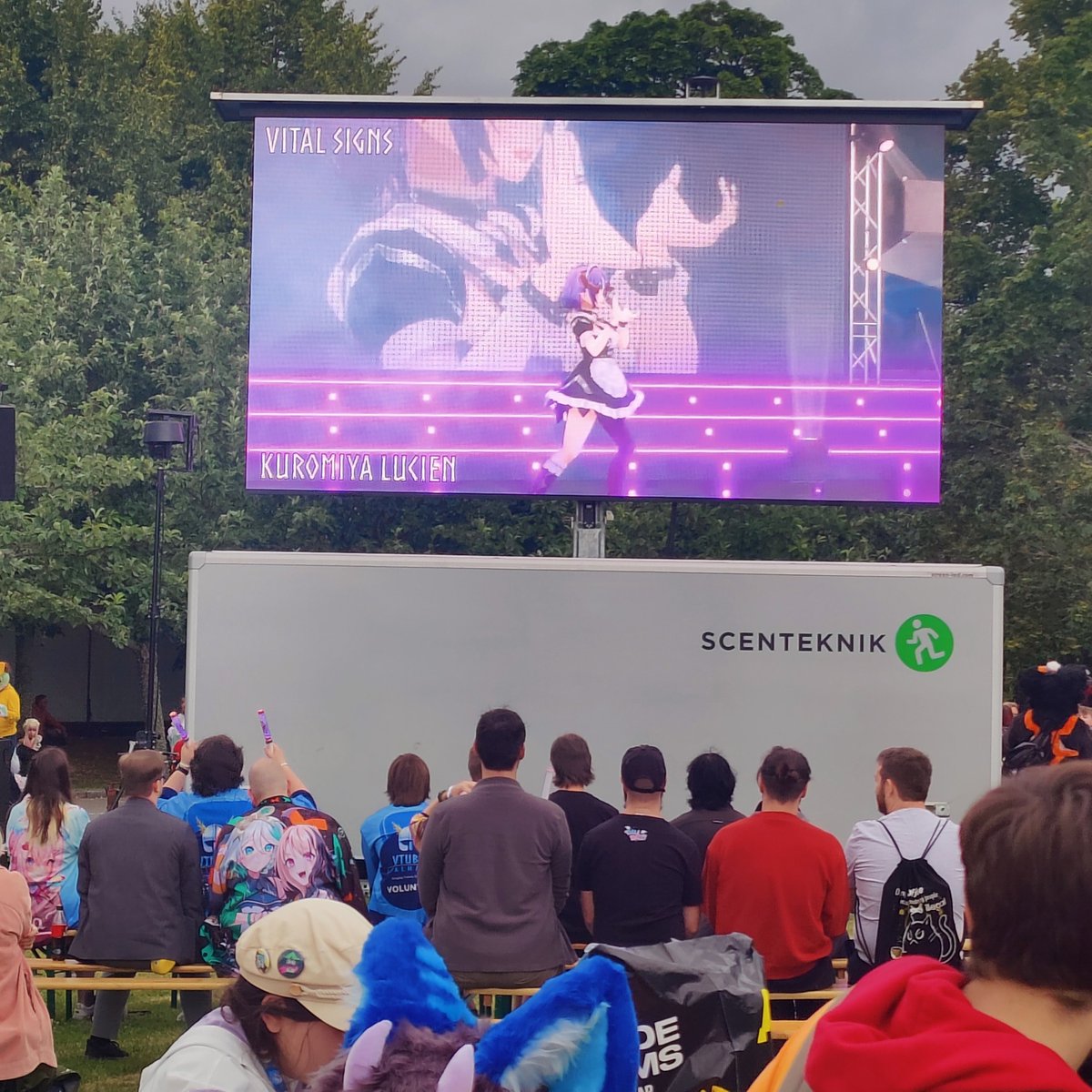 VtuberValhalla's tweet photo. The VTuber Valhalla Variety Concert is  happening RIGHT NOW at the Bonsai Garden at NärCon! So many awesome performances on such a big screen 🤩

If you're not already here, what are you doing?? https://t.co/J53TGaq2wj