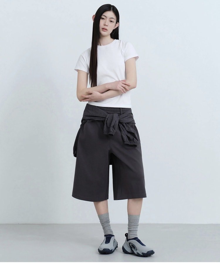 tanusan18's tweet photo. 個性的なボトムと合わせたい👖
@musinsa_japan
#MUSINSA
https://t.co/z8IK29svfp https://t.co/77kyOI1OVo