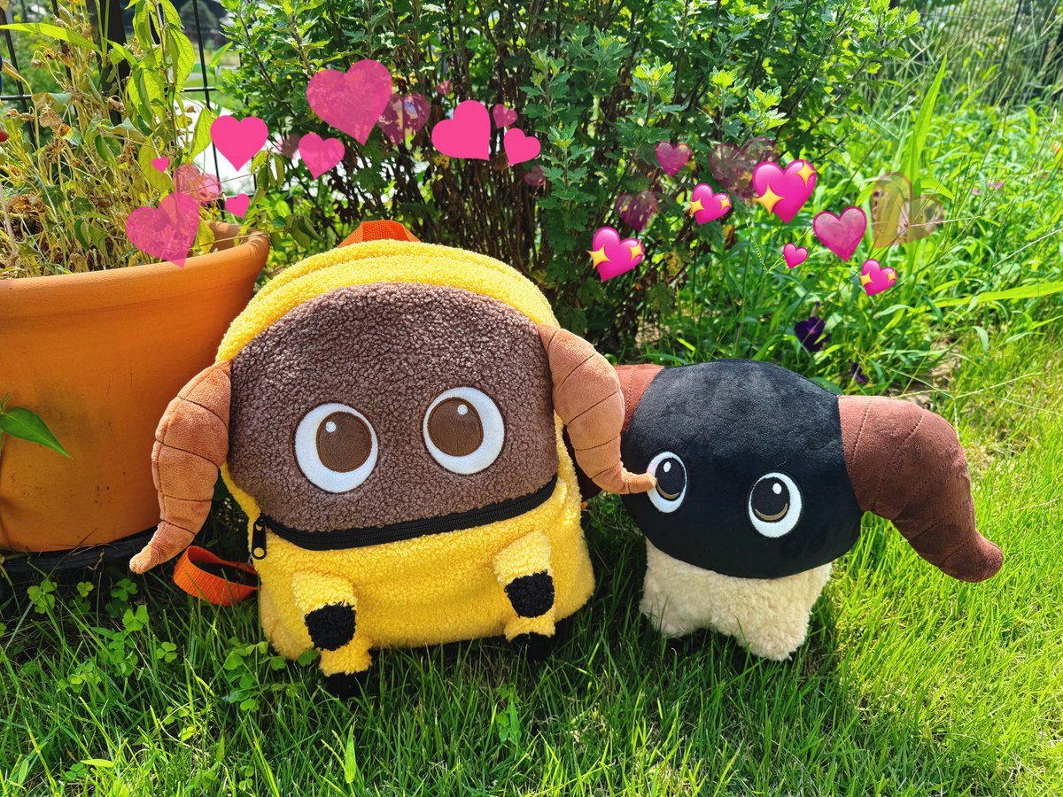 finalfantasyma2's tweet photo. All the backpacks with their respective minions, except poor otter doesn’t have a minion plush yet 😕　hopefully in the future we get a official one! If you would like a backpack of your own please see my bio link 🙇‍♀️ preorders are open and through the end of August ✅ 

#finalfantasyxiv #ffxiv #FFXIV