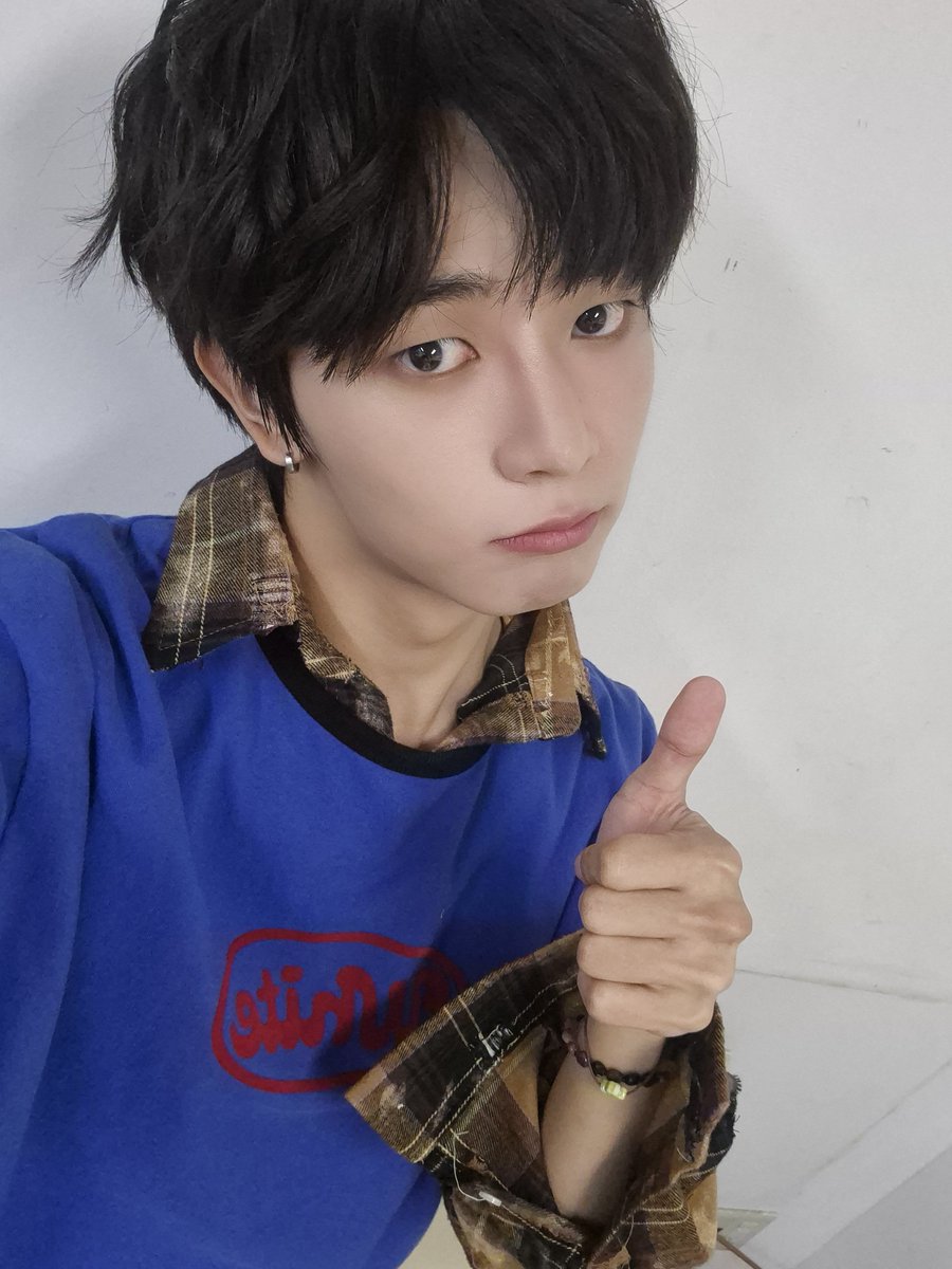 CMDM_official's tweet photo. [#희주]
돌아온 따봉희주
#CMDM #씨엠디엠 #Heeju https://t.co/2H0byDSTDb