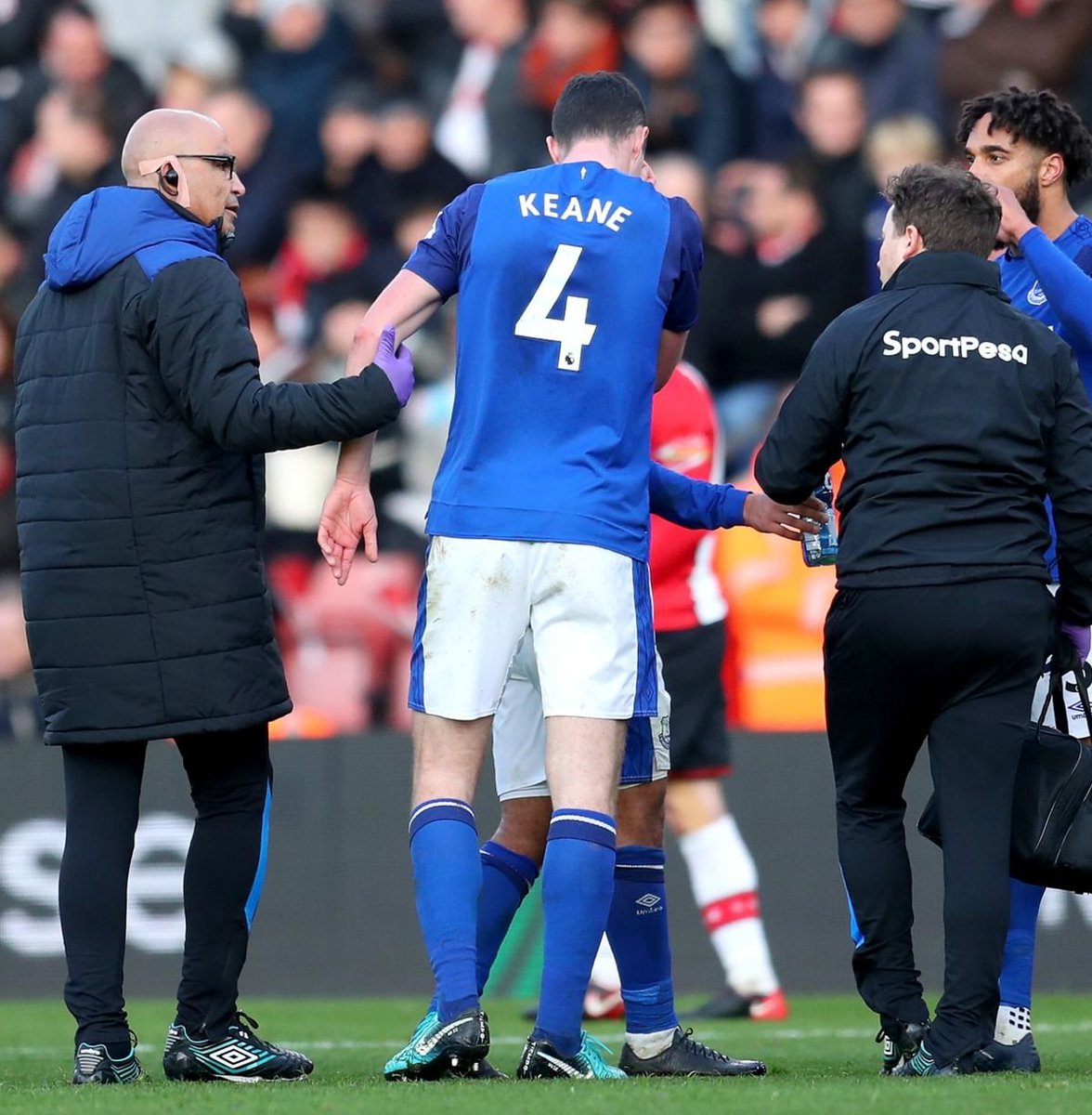 Owens_EFC's tweet photo. branthwaite inheriting such a famous shirt, big shoes to fill 🔥 https://t.co/SFXspL3luy
