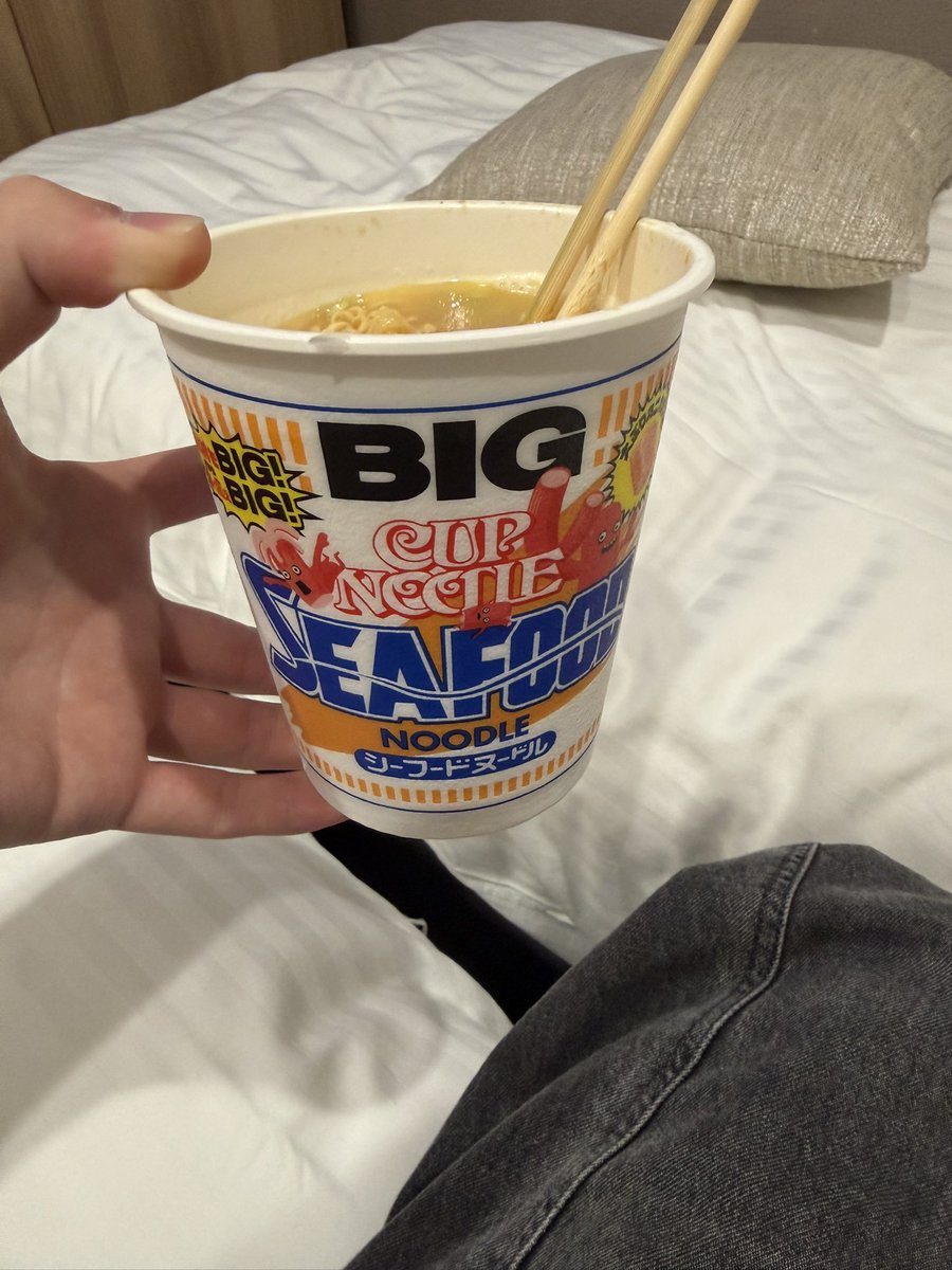 Santyou0705's tweet photo. 夜食 https://t.co/FTVWLucSkU