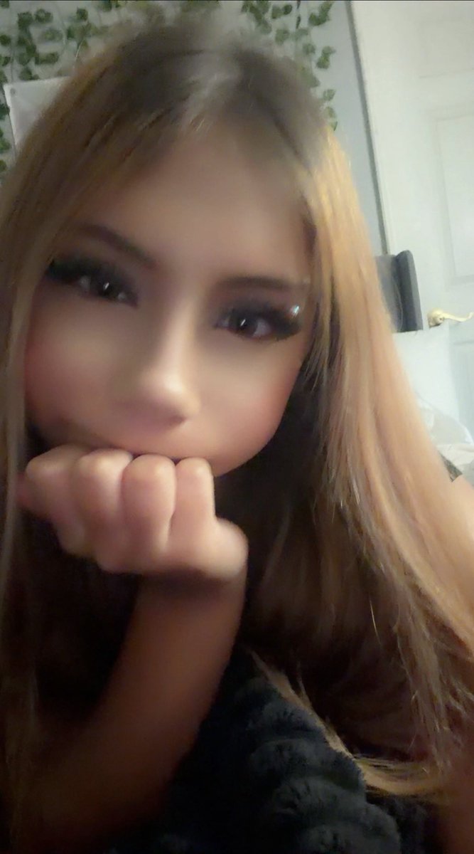 cutewoofe's tweet photo. Hai ￼🫧 #angel #cnc #nsfwtwtًً #nsfw #thighs #feetfetısh https://t.co/gZ9nCBZpUV