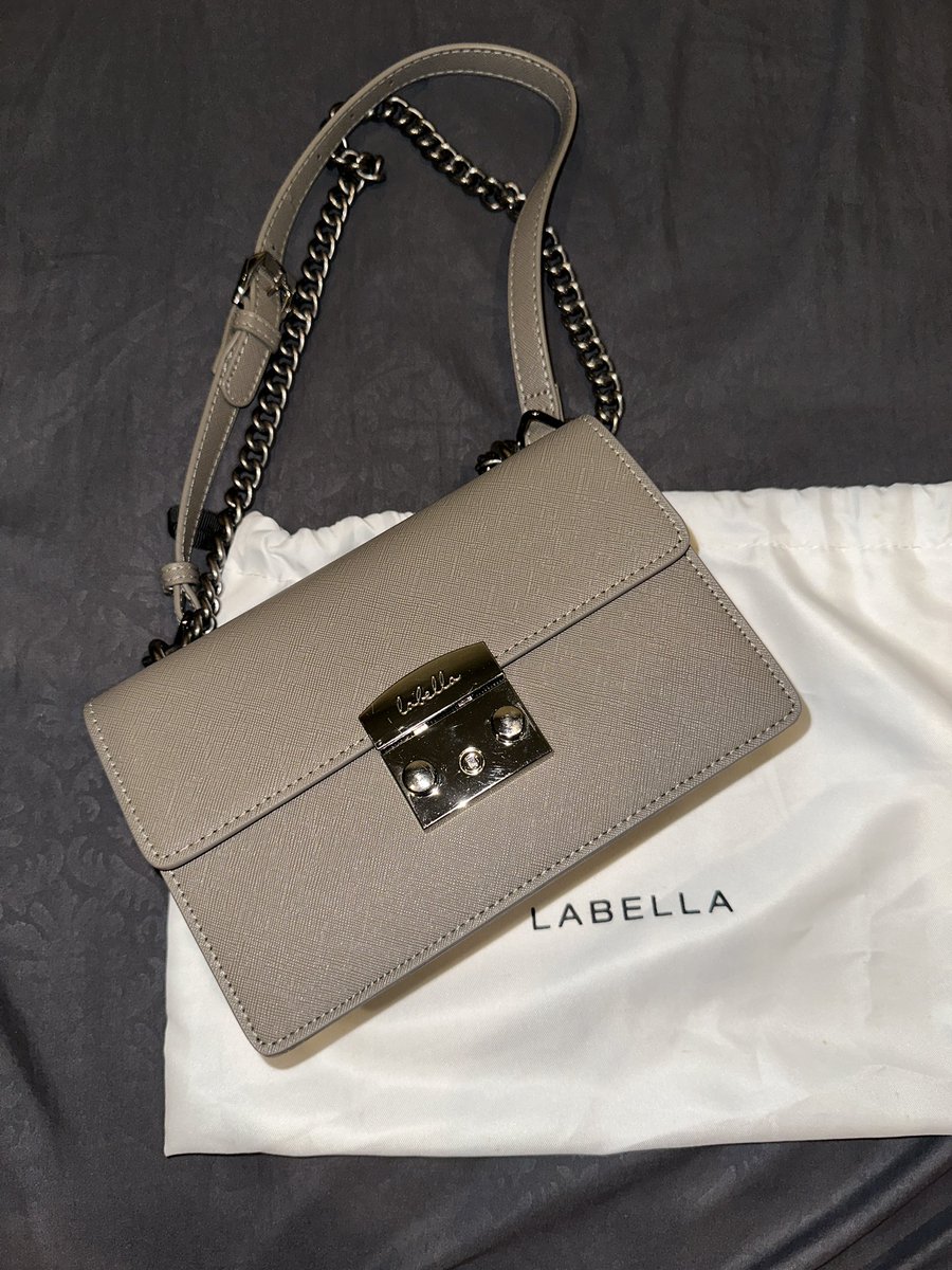 Bellokub's tweet photo. 🐰 ปล่อยต่อกระเป๋า Labella สี Smoke grey ไซส์ M ราคา 990฿ ส่งฟรีค่ะ ขอดูพต.ได้ค่า

#กระเป๋า #Labella #กระเป๋าLabella #กระเป๋าแบรนด์ไอจี #ส่งต่อกระเป๋า #ส่งต่อเสื้อผ้า #กระเป๋ามือสอง https://t.co/y8Oci8GFxh