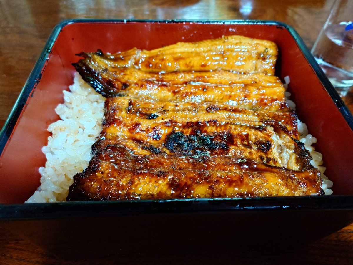 arikkk's tweet photo. 暑いので昼に食った鰻あげときます。みんな腹減れ https://t.co/0Ezrhraf9R