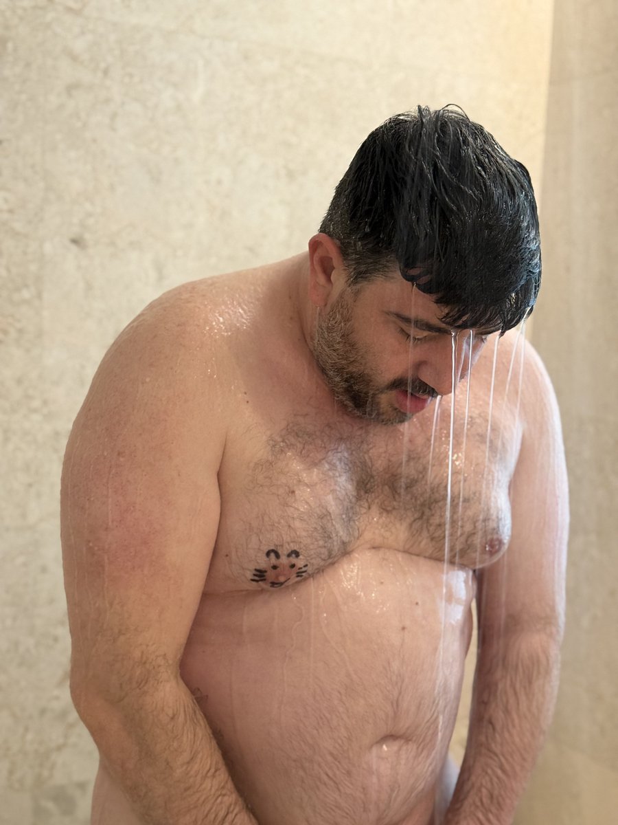 Makbear8's tweet photo. Getting wet 💦
https://t.co/tmwRp356Zj https://t.co/idxhssaSSK
