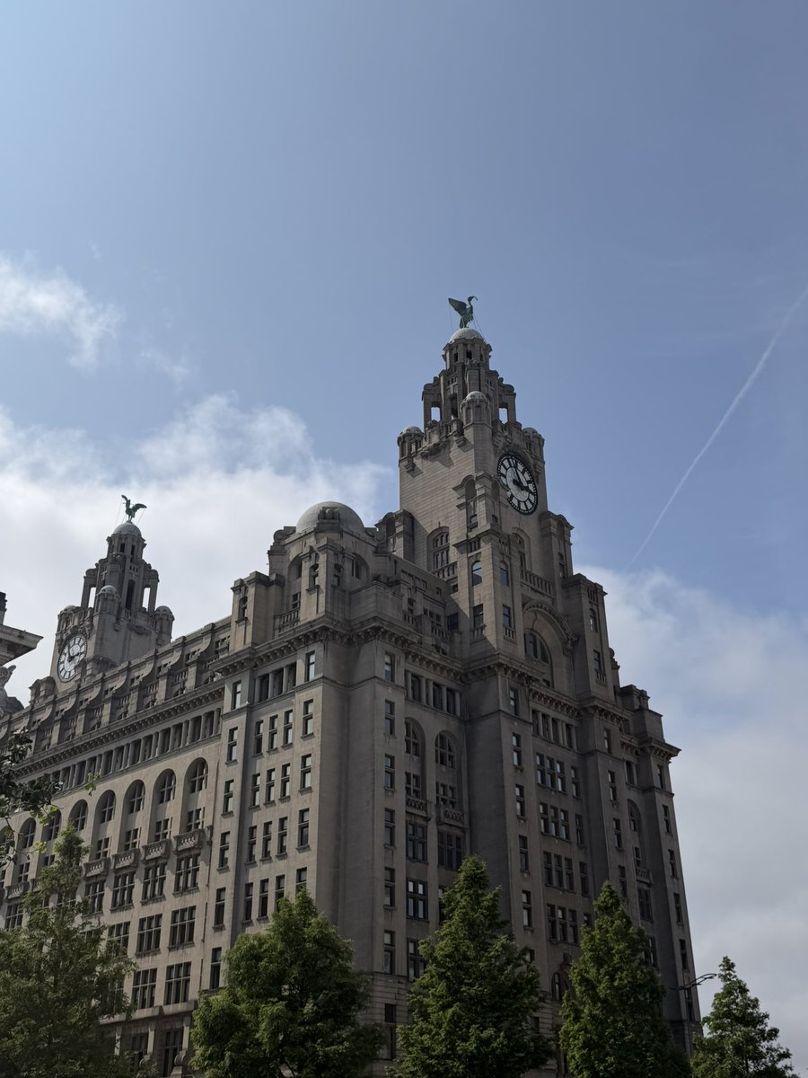 EmmaS2000x's tweet photo. #Liverpool 📍 https://t.co/yaQx9YUUVb