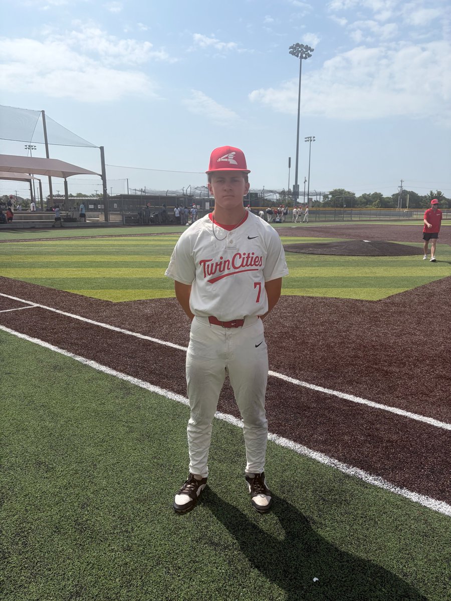 FiveToolTexas's tweet photo. F: @DFWTwins 16U National 8, NTX Scrappers 4
PoG: @KadeBarton7 2-2, 2B, RBI, 2R, 2 BB https://t.co/vfJ4vFBOaQ