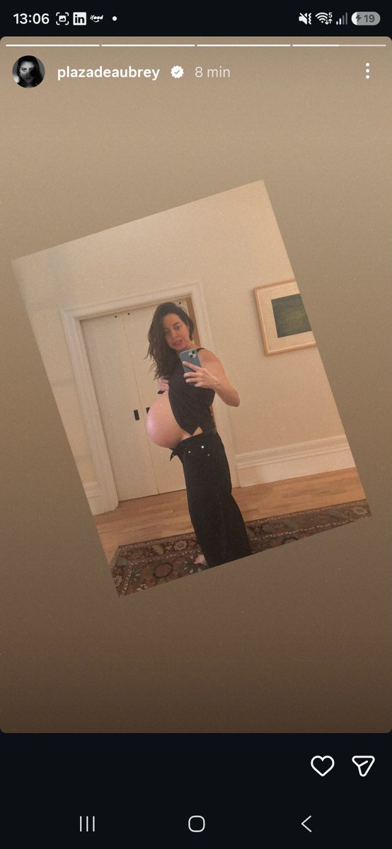 kathrynwife's tweet photo. GENTE https://t.co/JQAn3jxDXY