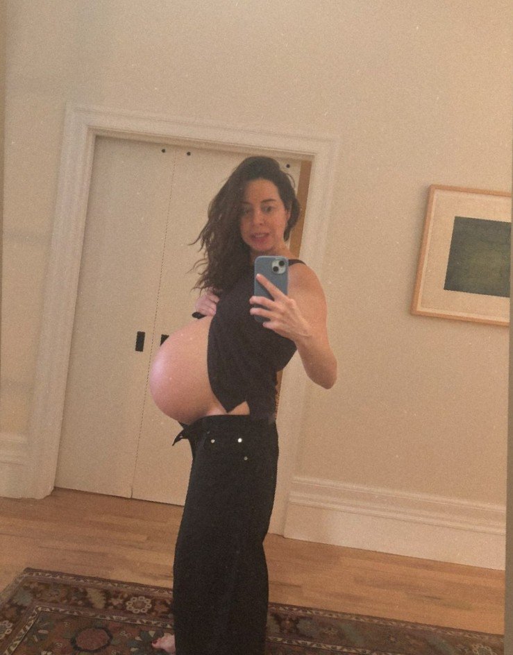 m0therhahn's tweet photo. KAKAJSJSJS BABY PLAZA IS COMING https://t.co/O3RBH6rKTW