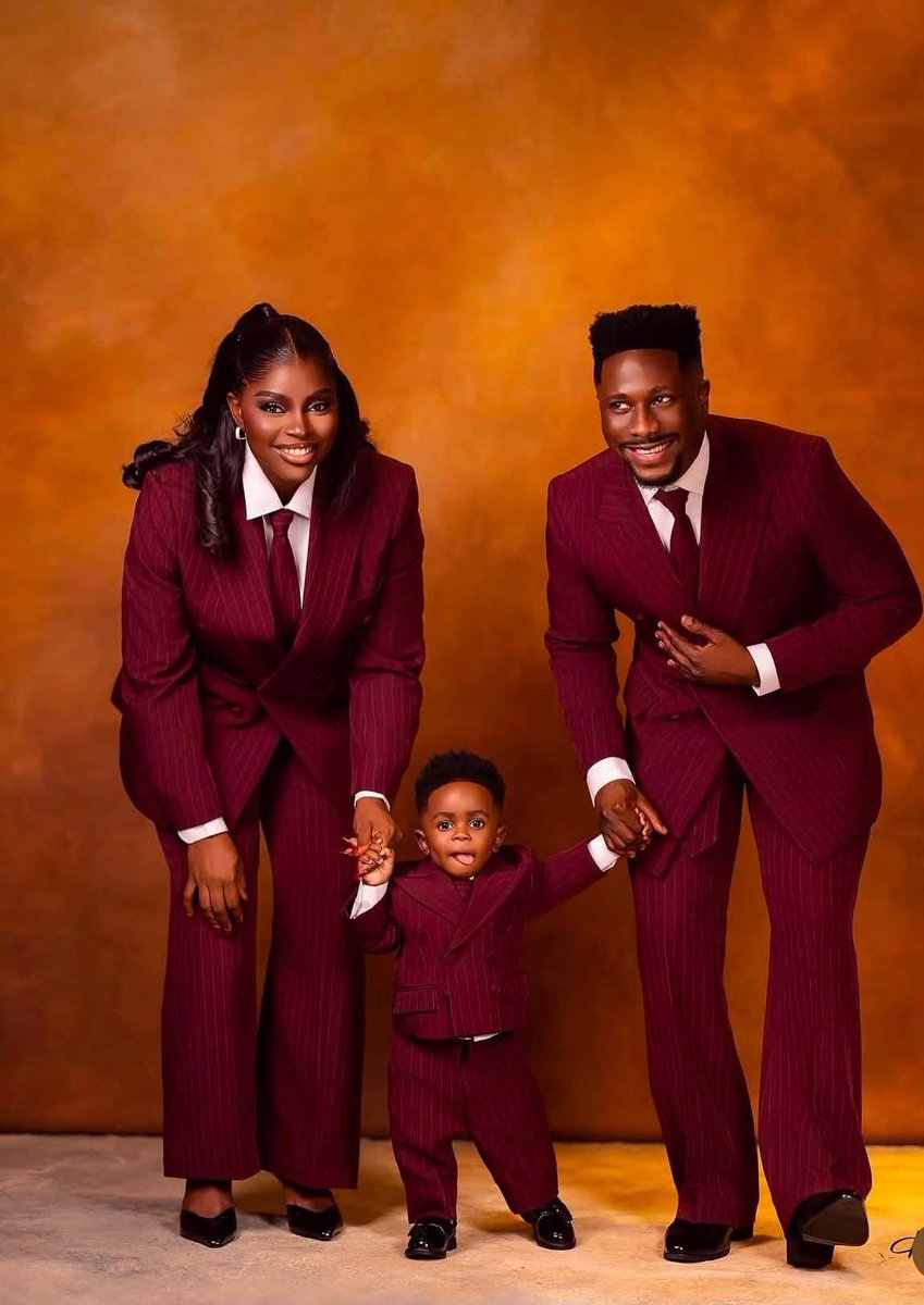 DailyGistWithD's tweet photo. Nothing beats a family that shows up with love, style, and genuine happiness. ❤️✨ https://t.co/IJvVhoxNK8