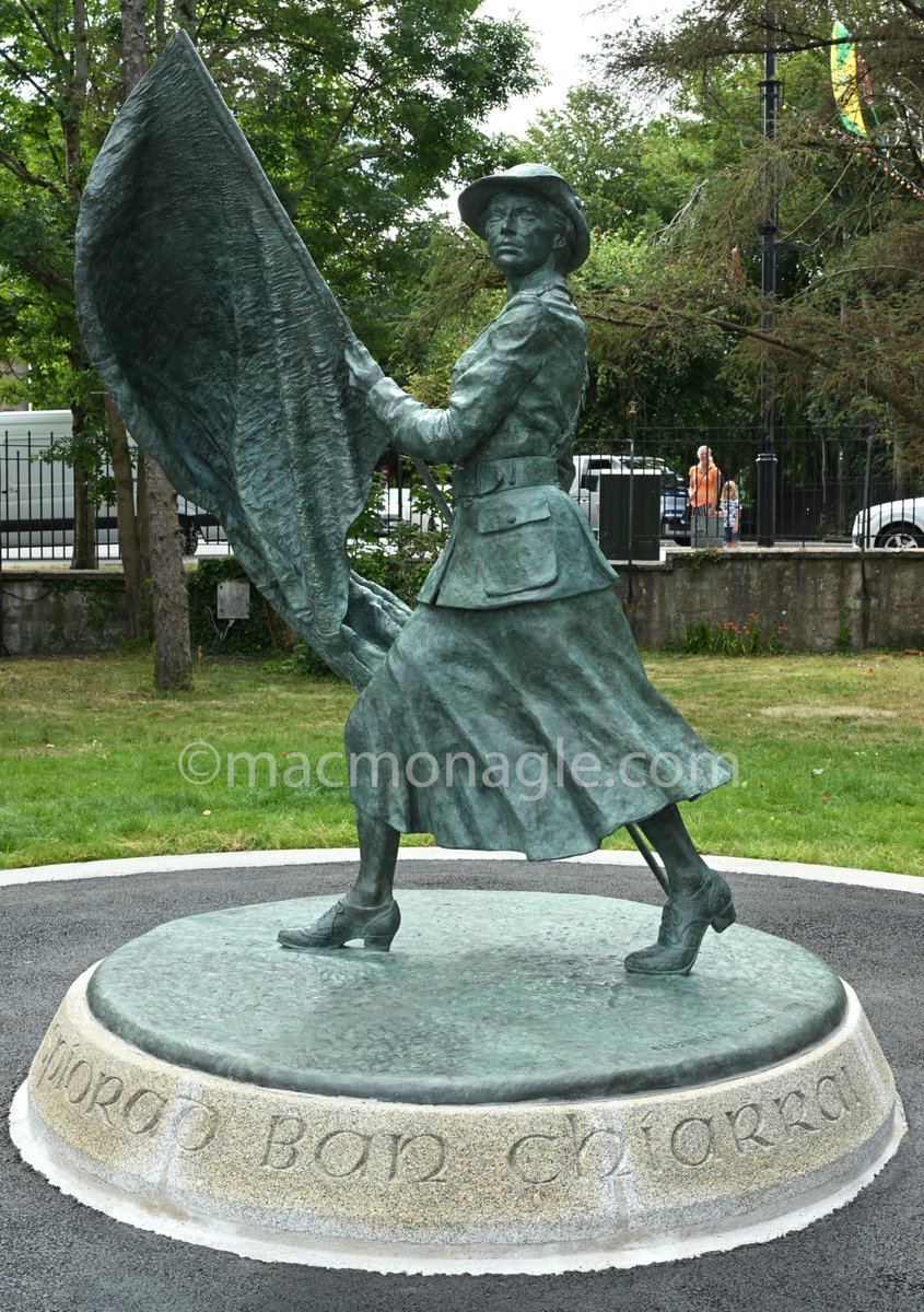 MACMONAGLE's tweet photo. Kerry County Councillors, Angie Bailey, Norma Moriarty, Aoife Thornton, Deirdre Ferris, Maura Healy-Rae  Marie Moloney  unveil commemorative sculpture to  contribution Kerry women revolutionary period Ireland 1912 - 1923 in Tralee Town Park 23-7-2026. @countykerry #traleememorial https://t.co/kqv262B9Wq