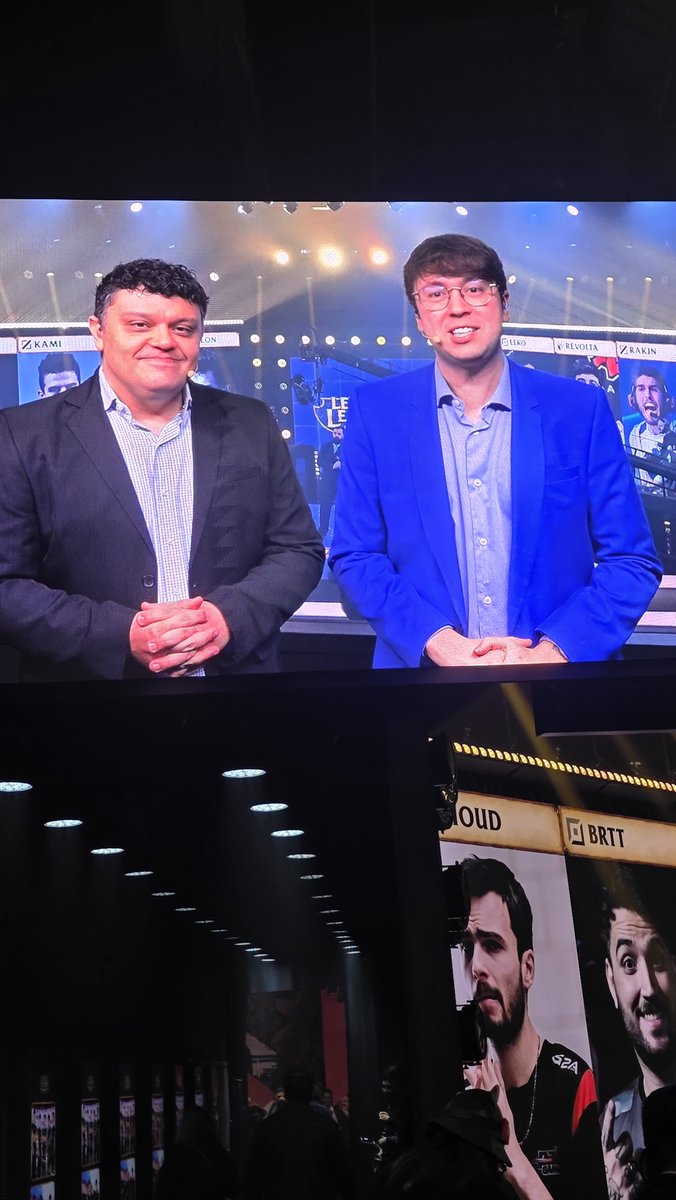 guerra's tweet photo. Hoje é dia de clássico no @CBLOL https://t.co/kL20djyErt