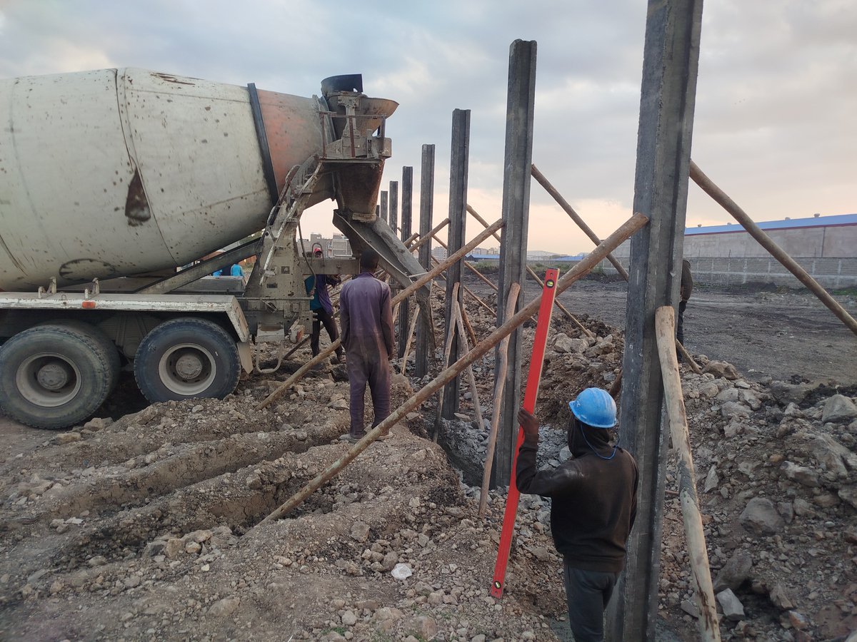 Njuki254's tweet photo. Precast is definitely transforming the construction industry.faster execution, better quality control and improved safety make it a strong choice for the future https://t.co/et3STjE309