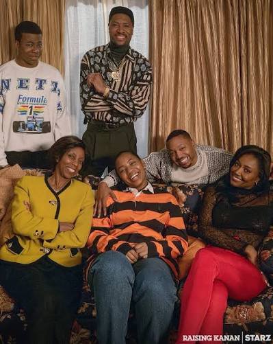 sagesurge's tweet photo. Let's talk ages. We're in 1993:

Lou Lou - 29
Kanan - 17
Raq - 32
Jukebox - 19
Marvin 35 - 40
Joyce - 55 - 60s

#RaisingKanan #RaisingKanan https://t.co/6duz10ImBX