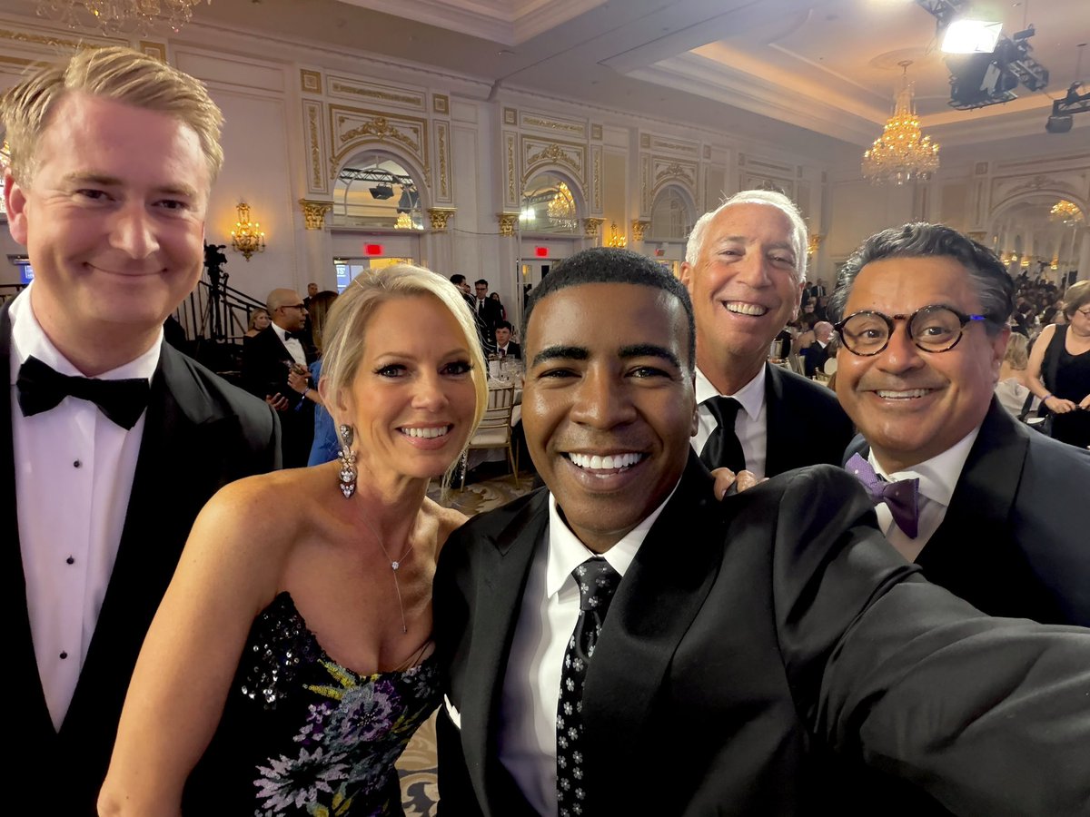kevincorke's tweet photo. Had a very nice time at the #WHCA scholarship dinner! https://t.co/jFY1r0FjDb