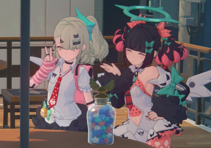 AnosterRBX's tweet photo. @Genshin_Forever Yep Yep she is, i enjoyed the hoyofest was very fun and Sunna protagonized SO many videos and a spanish music vid was very happy to hear it spanish is reaching to hoyo. 💚 https://t.co/tr0MTkb8em