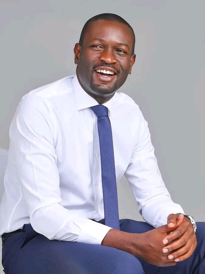 JohnObed07's tweet photo. @edwinsifuna The best ever pple's President after @Baba H.E @edwinsifuna the most loved &amp; the 6th President of Kenya.. 
Next year notes::
Rule NO 1. rem to vote Ol Kalou style.
Rule NO 2. always refer rule NO 1 https://t.co/luyiuirQ7j