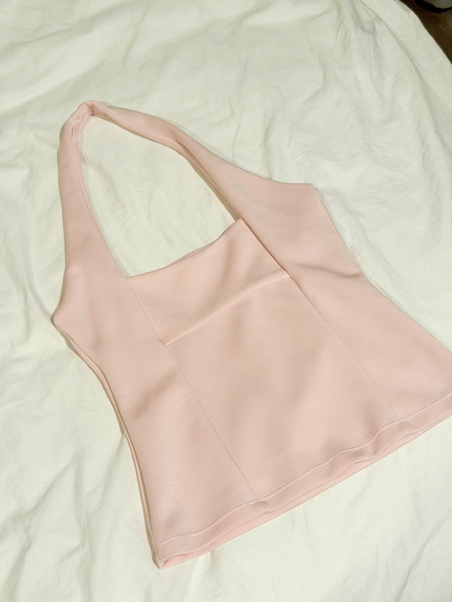 months_u's tweet photo. Duex tequila top สี power pink size s 230฿ ค่า

#ส่งต่อเสื้อผ้า  #ส่งต่อเสื้อผ้ามือสอง #เสื้อผ้ามือสอง #โล๊ะตู้ #ส่งต่อfeelfree #duexstudio #rudyy https://t.co/5O7svpNL5c
