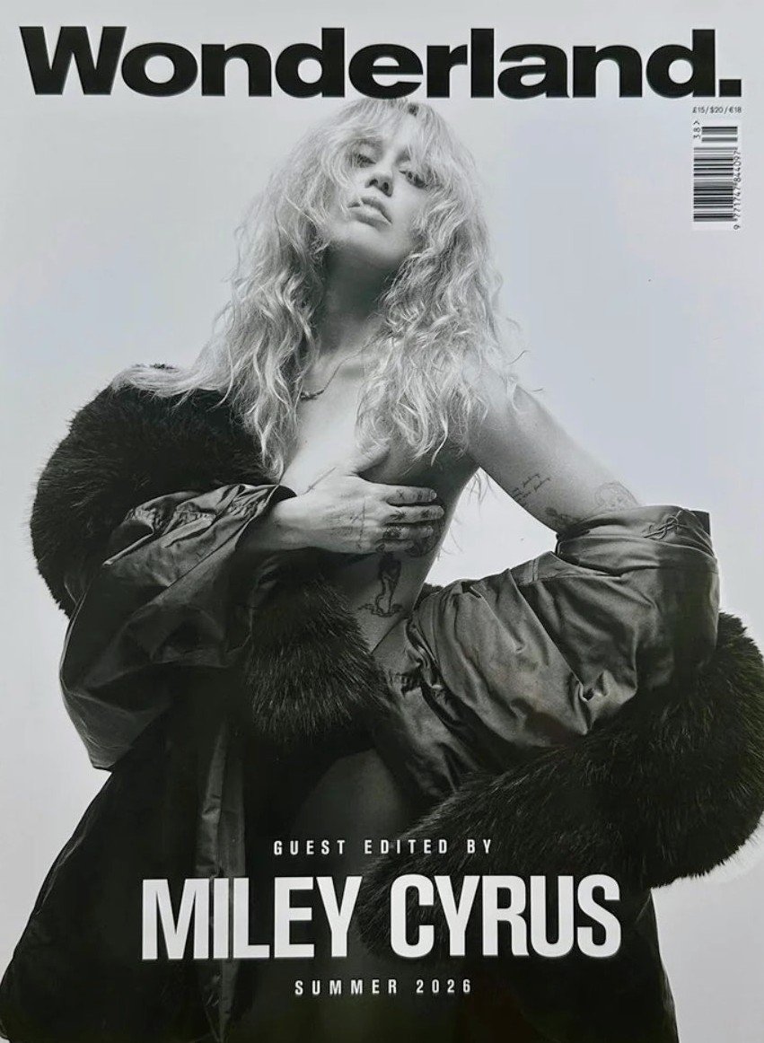 MileyCyrusBz's tweet photo. MILEY CYRUS FOR WONDERLAND MAG. https://t.co/0She2lnj4T
