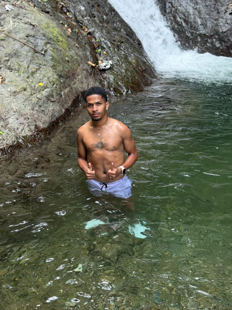 eljeremy23's tweet photo. Nature= river 🙈✨🌿🪾 https://t.co/YGhFnhlK1n