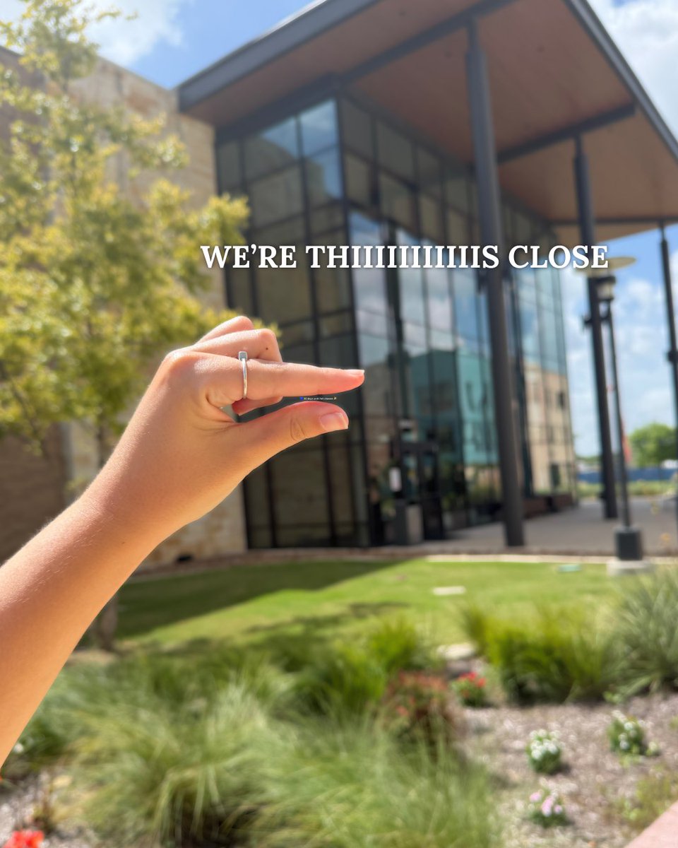 collincollege's tweet photo. Just 30 days until the fall semester begins! ⏳ 
There’s still time to join us. Learn more and register now: https://t.co/FXDfo0MAL1 https://t.co/YvD2KfDIxP