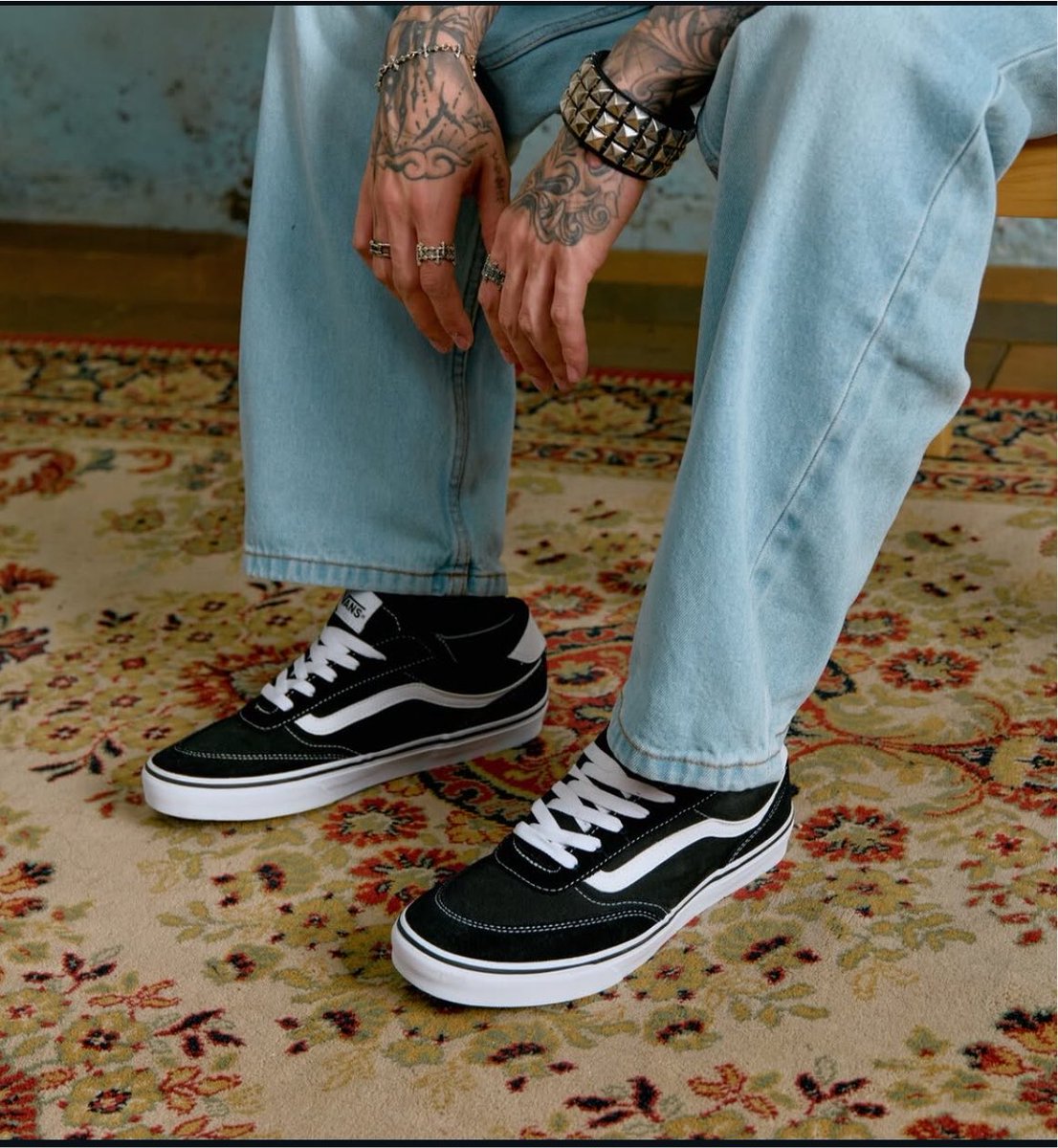 LaNotaCryboyer's tweet photo. Cry en el ig de Vans Paraguay 🖤✨ muy bello!

https://t.co/GT1JP7PQgX https://t.co/0zGsZHXifm