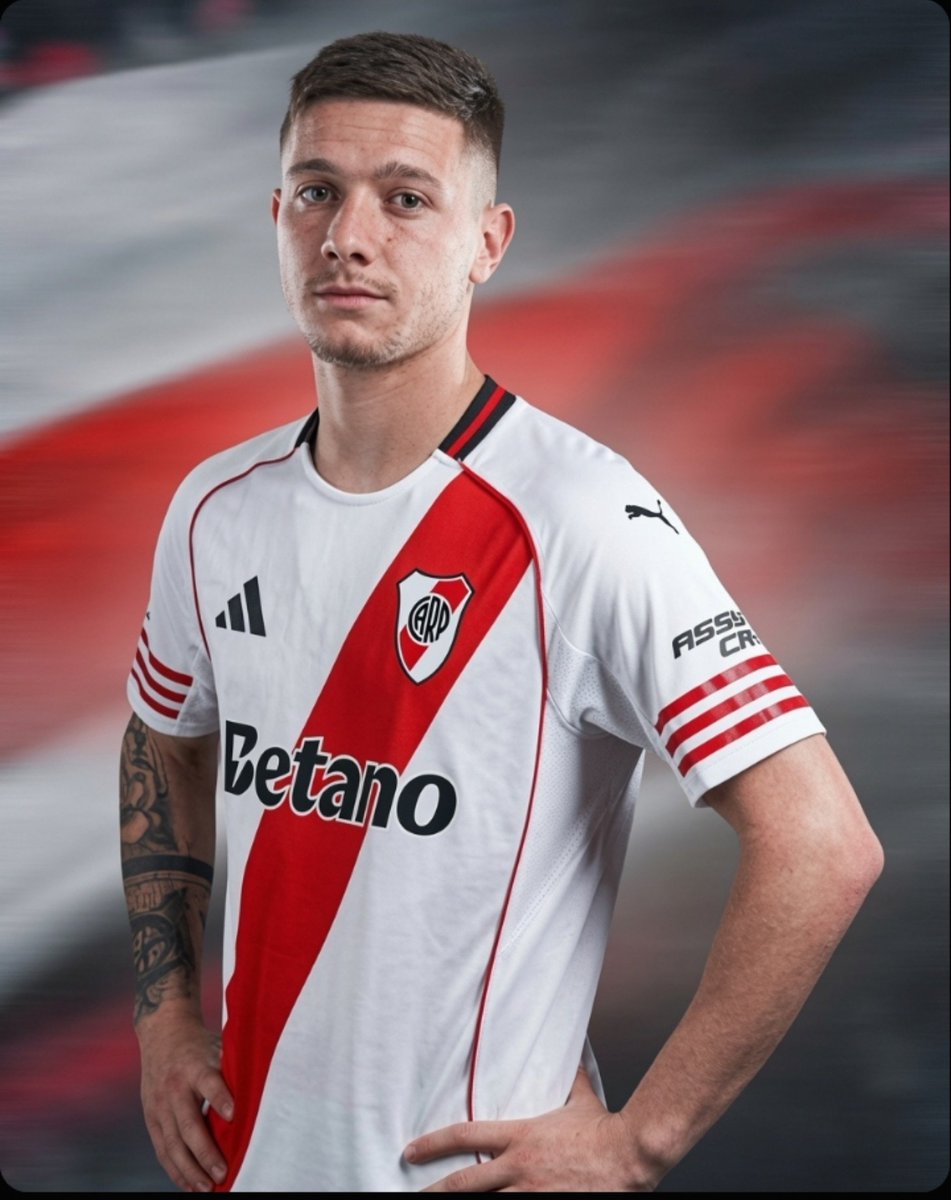 InfoRiver_1's tweet photo. 🚨🐔 ¡RIVER VA POR RODRIGO GARRO! 💣

📌 El volante de Corinthians está en la mira del Millonario y ya existen negociaciones.

💰 Su salida del club brasileño podría concretarse por una cifra cercana a los USD 7 millones. 👀

ℹ️ @Sebasrur https://t.co/RRJvzlZnNQ