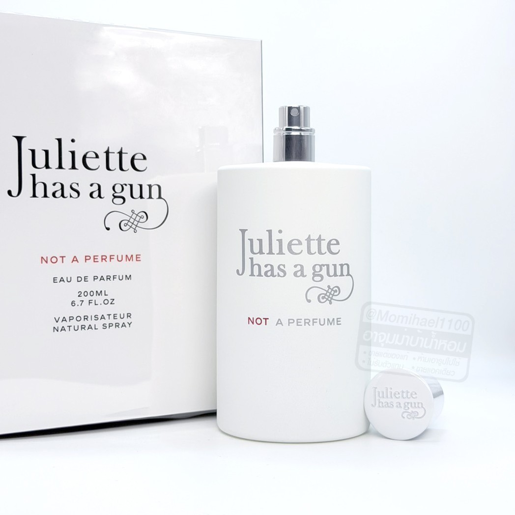Momihael1100's tweet photo. JULIETTE HAS A GUN NOT A PERFUME EDP
❤️ งานผิวคลีนผิวสะอาดผิวนางฟ้า แนะนำตัวนี้ฮะ
❤️ คล้าย Le Labo 13 นิดหน่อยแต่สะอาดสกินเซ้นต์
❤️ หอมเหมือนเกิดมาแล้วตัวหอมเลยแบบไม่ต้องพยายาม

❤️ 5ml 180 (ปกติ 210)
❤️ 10ml 330 (ปกติ 390)

DESCRIPTION : กลิ่น Cetalox มักส์สังเคราะห์ ที่ให้กลิ่นสะอาดสดชื่นเหมือนกลิ่นผิวหอมๆ กลิ่นผ้าซักใหม่ ที่นอนคลีนๆ พอฉีดลงที่ผิวน้��หอมตัวนี้จะเปลี่ยน ไปตามกลิ่นของคนที่ใช้ค่ะ ��อมเป็นเอกลักษณ์ เรียบง่าย สะอาด ละมุนสุดๆ

แจ้งmlด้วยน้า
(รับ60ml) กล่องซีล/ขวดไซซ์200mlนะคะ