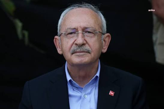 Fikret Özer tweet media