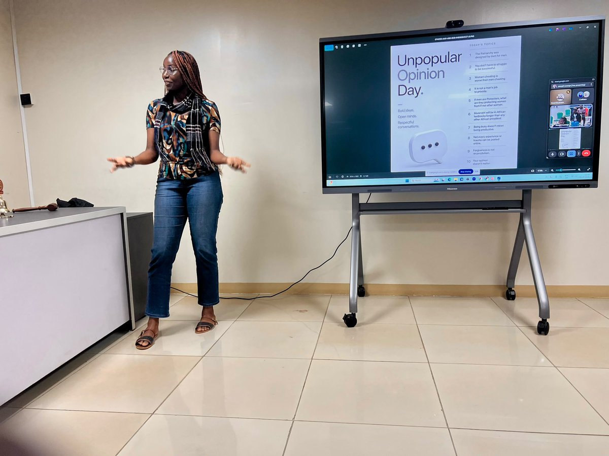 rac_akrightcity's tweet photo. Every great conversation starts with one bold voice. The stage was set for an evening of unfiltered opinions, fresh perspectives, and meaningful connections. @RACTankhill @RctMuyengabree @iuea_uganda @RotaractD9214 

#unpopularopinions #rotary https://t.co/2ssheAsFoV