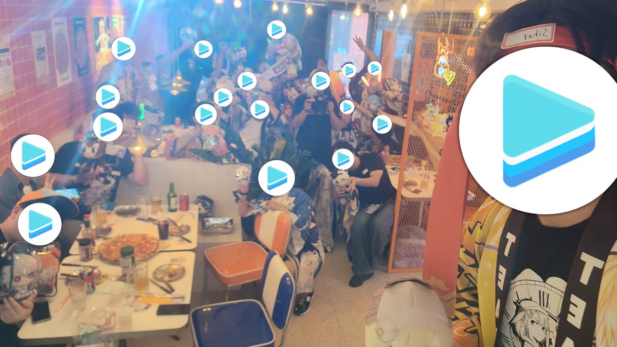 Sihai_san's tweet photo. #hlzmPIZZAPARTY
#홀로즈마2026
Sihai 입니다!
이번 홀로즈마 비공식 뒷풀이 중 하나인 'PIZZA PARTY'
 주최 및 진행을 맡았습니다.
팬 프로젝트를 몇 번 진행했음에도 개선되지 않은 저의 다소 미숙한 운영과, 즈마의 신나는 분위기를 이어가는 초 오버텐션인...혼돈의 뒷풀이었습니다. 
...만! 총 30분에 가까운 분이 이 분위기를 함께 즐겨주시고, 이해해주셔서 너무 뿌듯했습니다!
사진 지원해주신 무익님, 푸르님 특히 더 감사드리고, 정신없는 와중에 저를 도와주신 sorangE님께도 다시 한번 감사합니다....
모두와 함께해서 영광이었습니다! 다시 만나서 신나게 노는날을 고대하겠습니다! 🥰