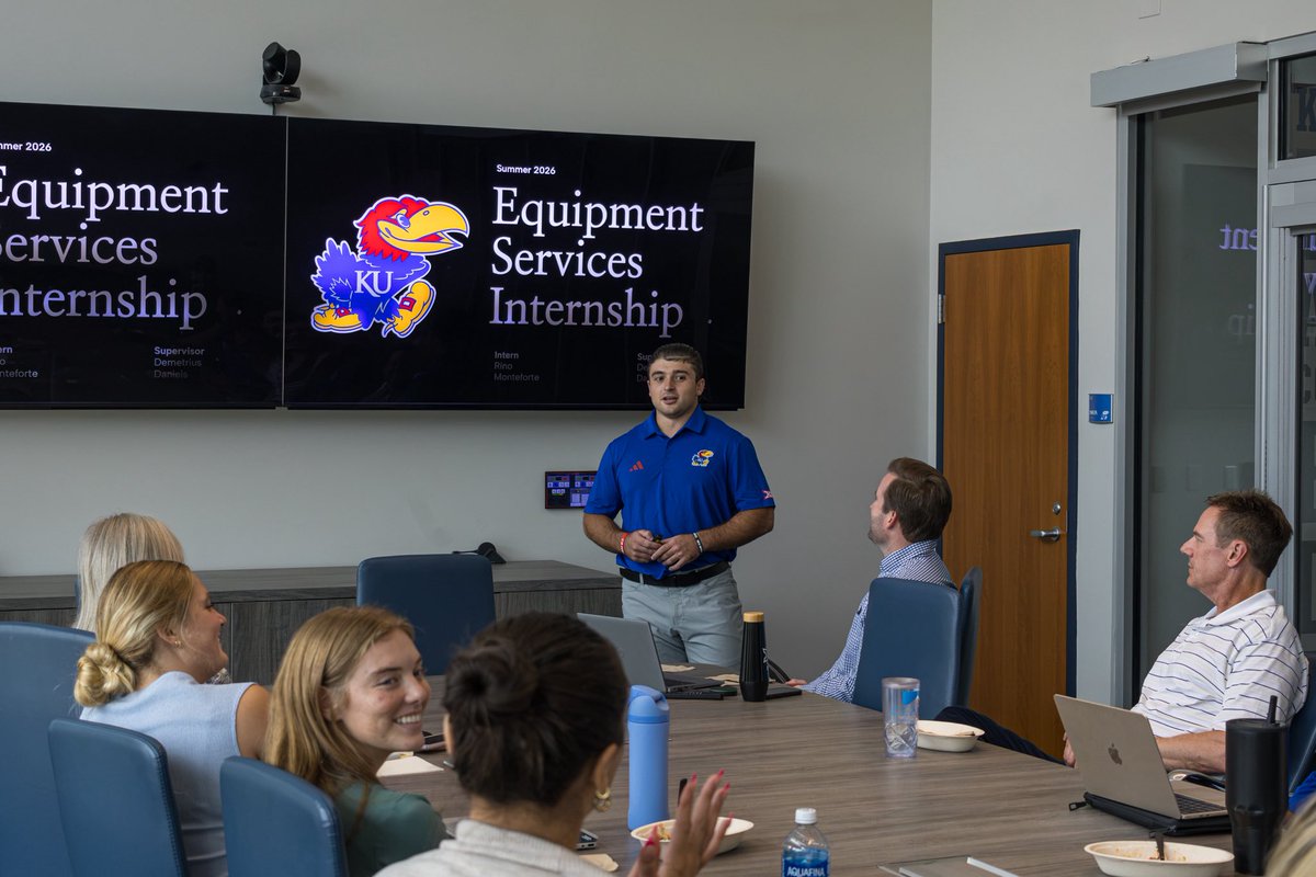 KU_LEADS's tweet photo. That's a wrap on our summer internship program! 👏
Our interns closed out the summer by presenting everything they learned, accomplished, and experienced over the past few months. We're so proud of this cohort and can't wait to see where they go next. 🌟 #KULeads #RockChalk https://t.co/R4R5rUWbkq