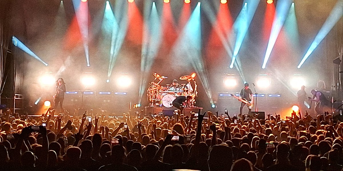 RockNRollTown's tweet photo. Godsmack | π»πππ πΈπ πΆπππππ - π»π’ππππππππ πππππππ
πΈ @Stevil_X
https://t.co/guNBaOsjf0
#RnRT #RockNRollTown #Godsmack #LycabettusTheatre #EjektFestival
π Ejekt Festival https://t.co/bubcY3lW9M