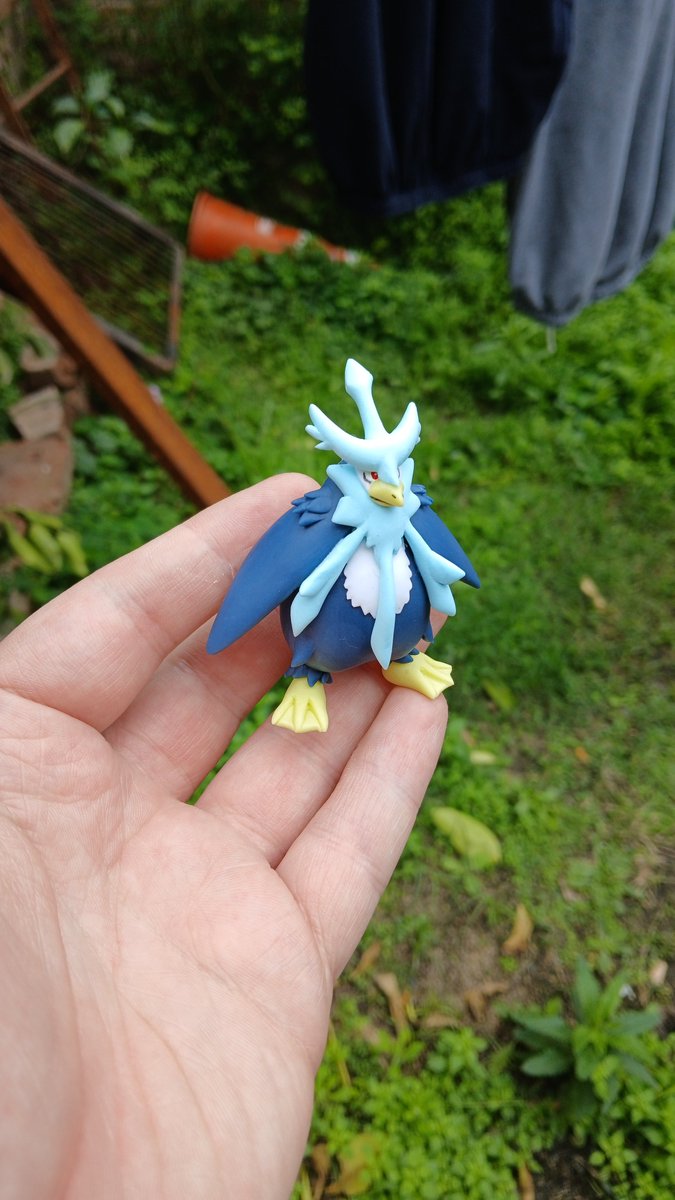 hobcreativook's tweet photo. Empoleon Beta terminado 🩵💙
Costo un poco y aunque quedo algo enano, me gusto mucho el resultado  ✨️
.
#handmade #empoleon #pokemon #pokemondiamondandpearl https://t.co/31UrzBoh27