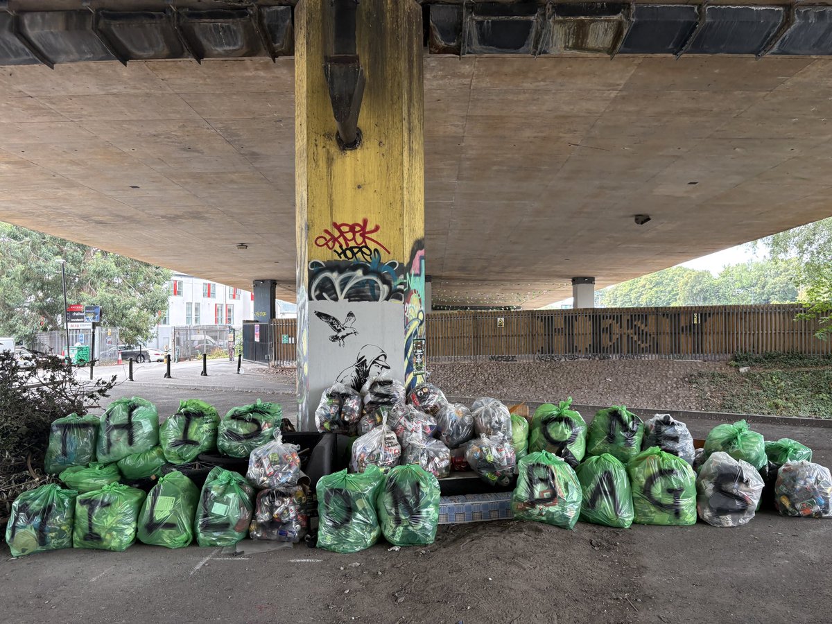 Mark Rowlands | One Million Bags 🌍 tweet media