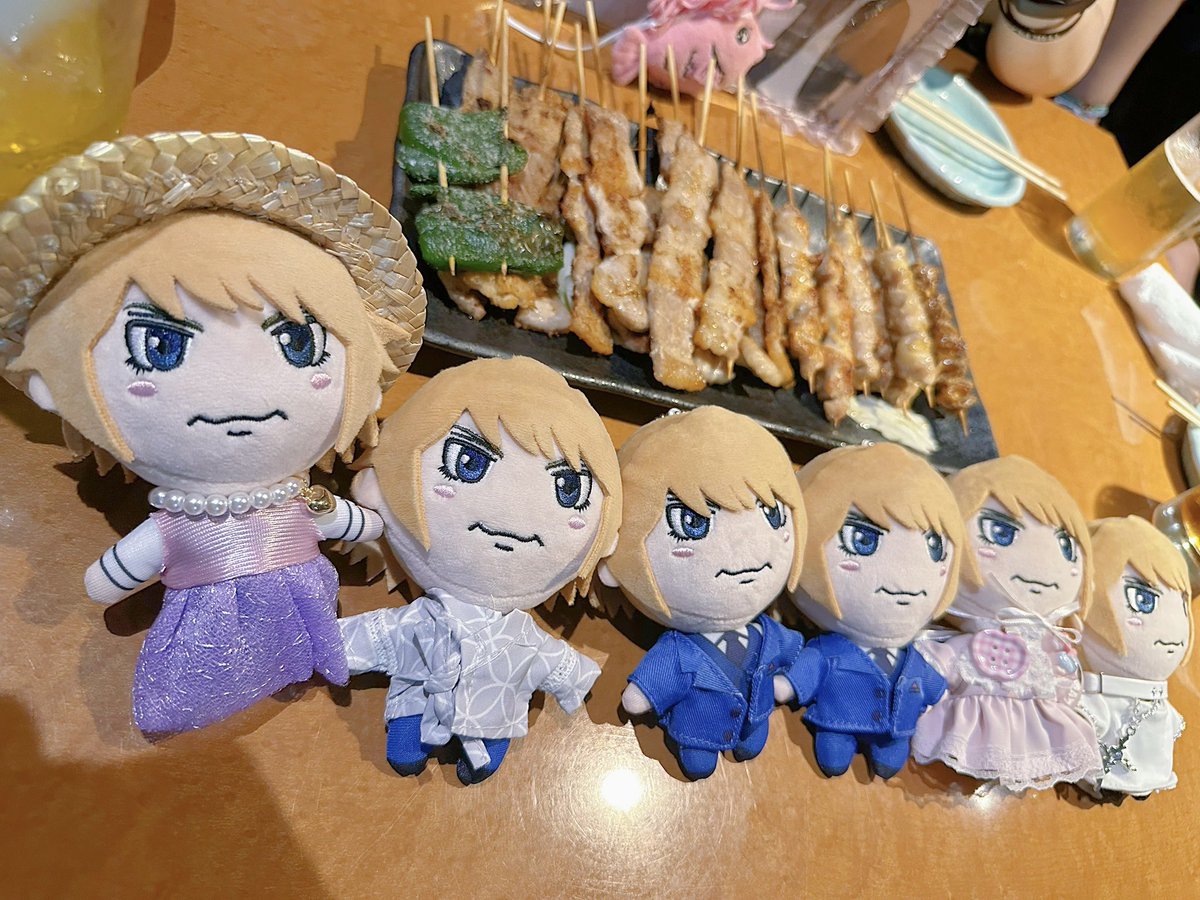 eri10239's tweet photo. 福岡1日目🫶ドセン視界良好で良きでした❤️マオにゃんのビジュ今日も大優勝🏆アリバイ聞けて嬉しかった！！声色からの涙雨がヤバすぎたね🥹好き🫶明日はことごとくハズレたので行けなくて残念😭
LIVE後にみんなでご飯行くのが毎回楽しみ☺️今日も楽しかった！ https://t.co/FkiLhOpsLH