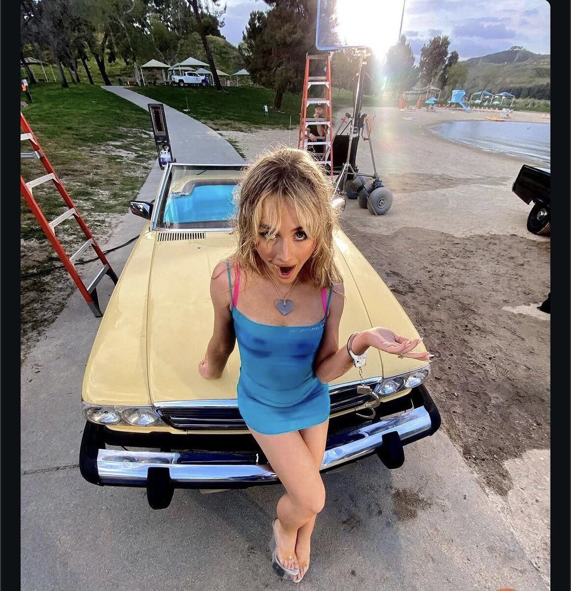 Hollywoodhotties tweet media