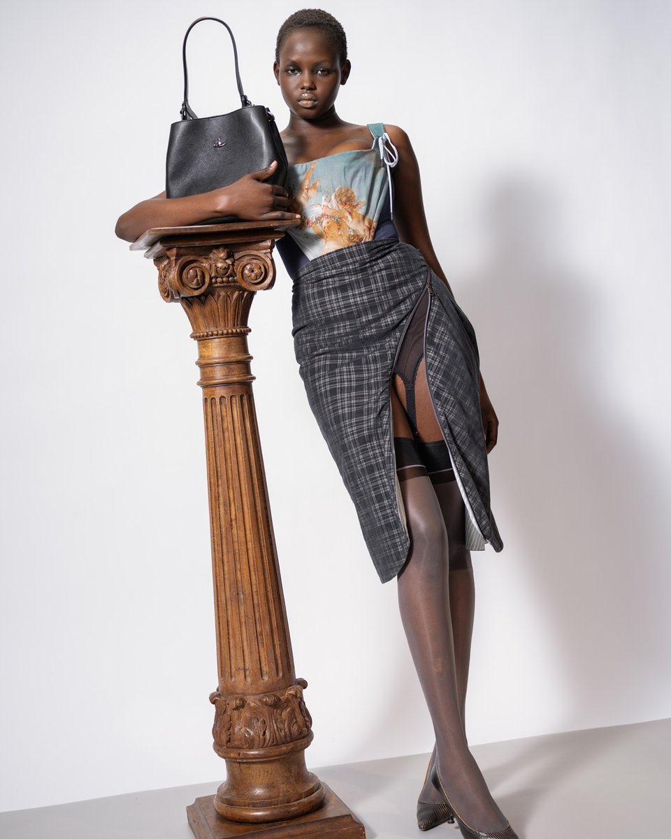 FollowWestwood's tweet photo. This season, our Puppy corset echoes a continued appreciation for the Rococo period, with artwork depicting François Boucher’s ‘Spring,’ from the series of the Four Seasons (1753). 

Now available online and across our boutiques.

https://t.co/aG2Jvi7pxi

#VWAW2627 https://t.co/xO2ODKrg74