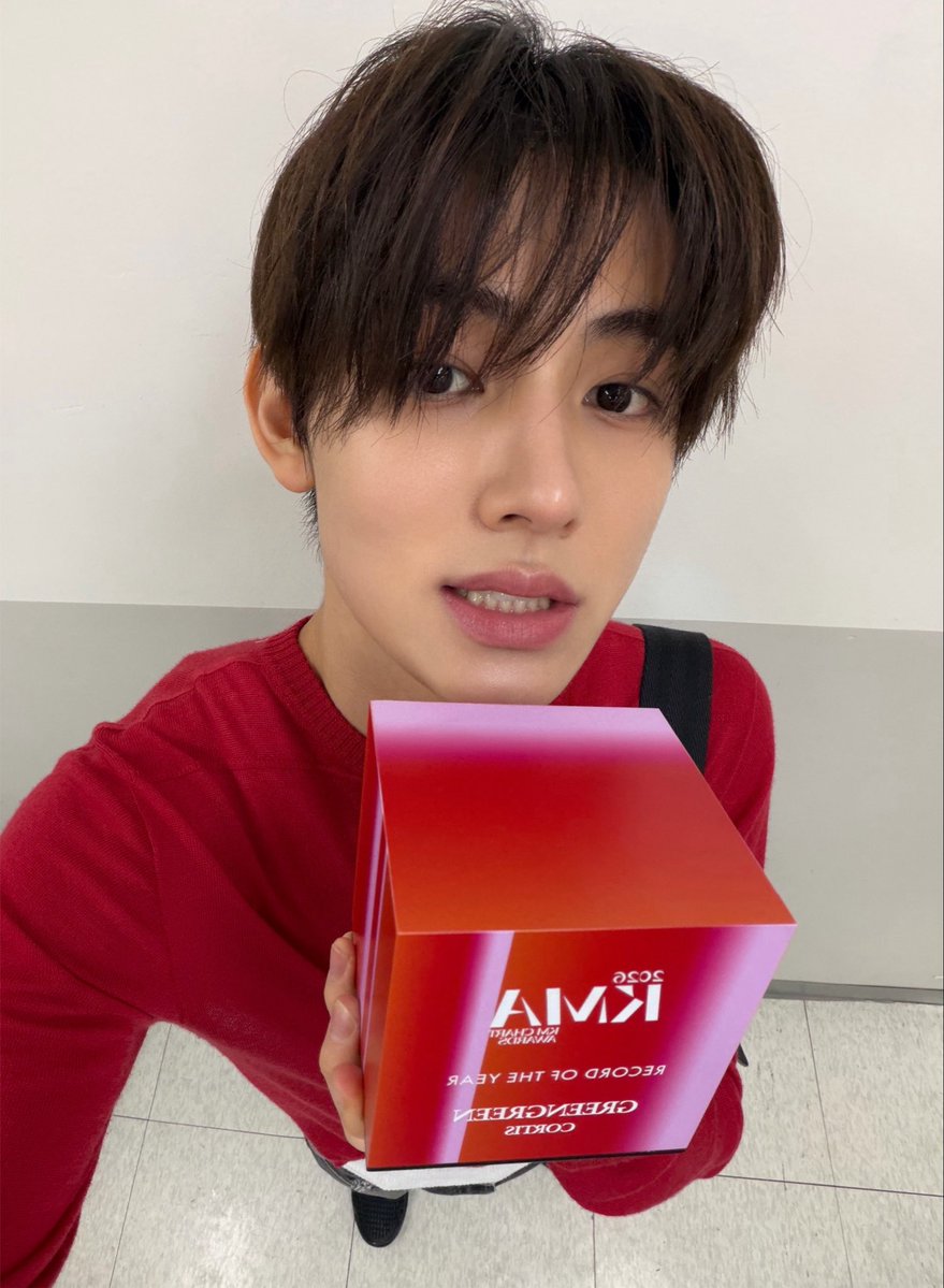 莉 tweet media