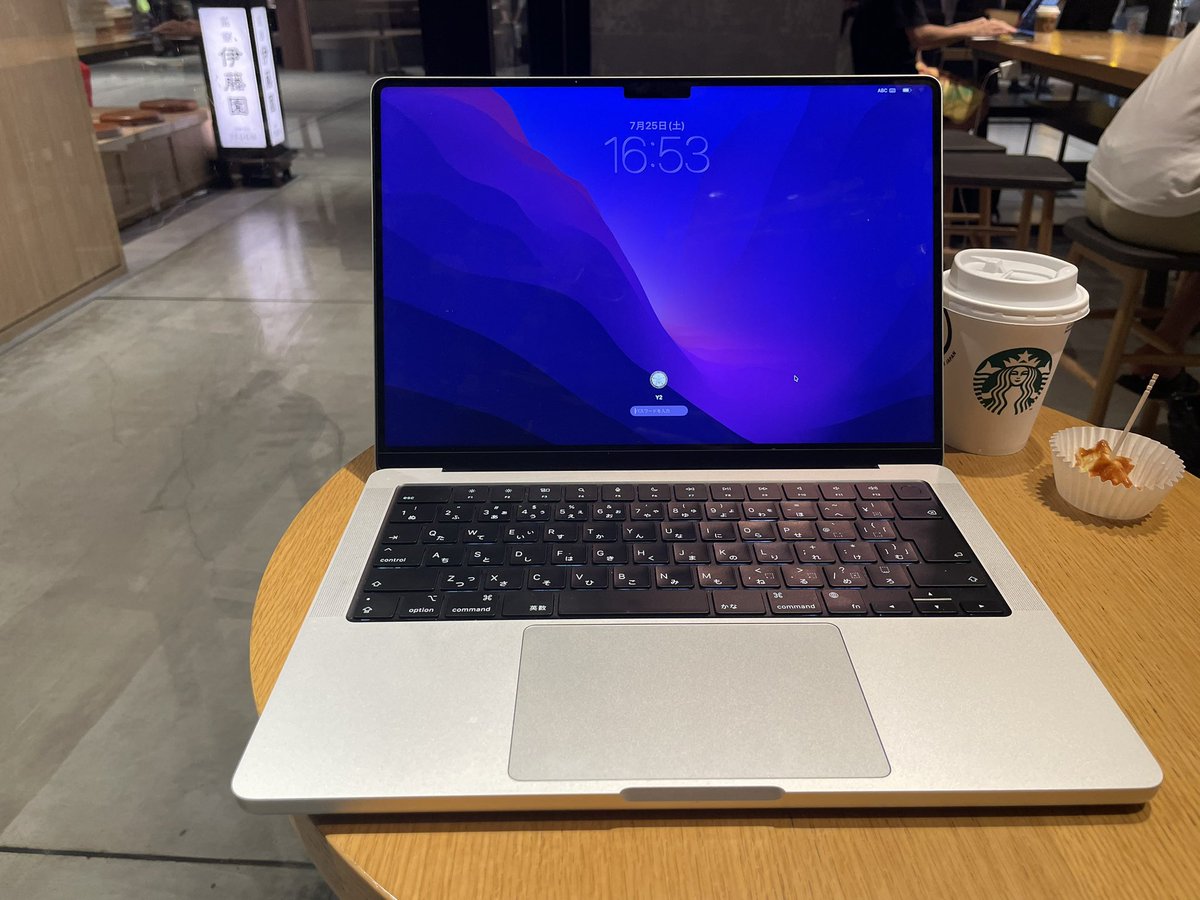 Y2_vlog_com's tweet photo. みなとみらいに行ってきました！

普段行かない場所に行くと
新しい発見が沢山ありますよね！

名物の赤レンガ倉庫が
印象的でした！

#データエンジニア https://t.co/fsNXFHFoBM