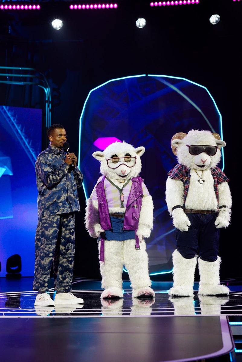 MphoPopps's tweet photo. showtime! Tune in to The Masked Singer on SABC 2 and see if you can guess who’s behind the mask! 👀🎤🔥 Don’t miss it! 📺
📸: @BlaQ_Smith
#TheMaskedSinger #SABC2 #MaskedSingerSA https://t.co/t2UqT5z30M