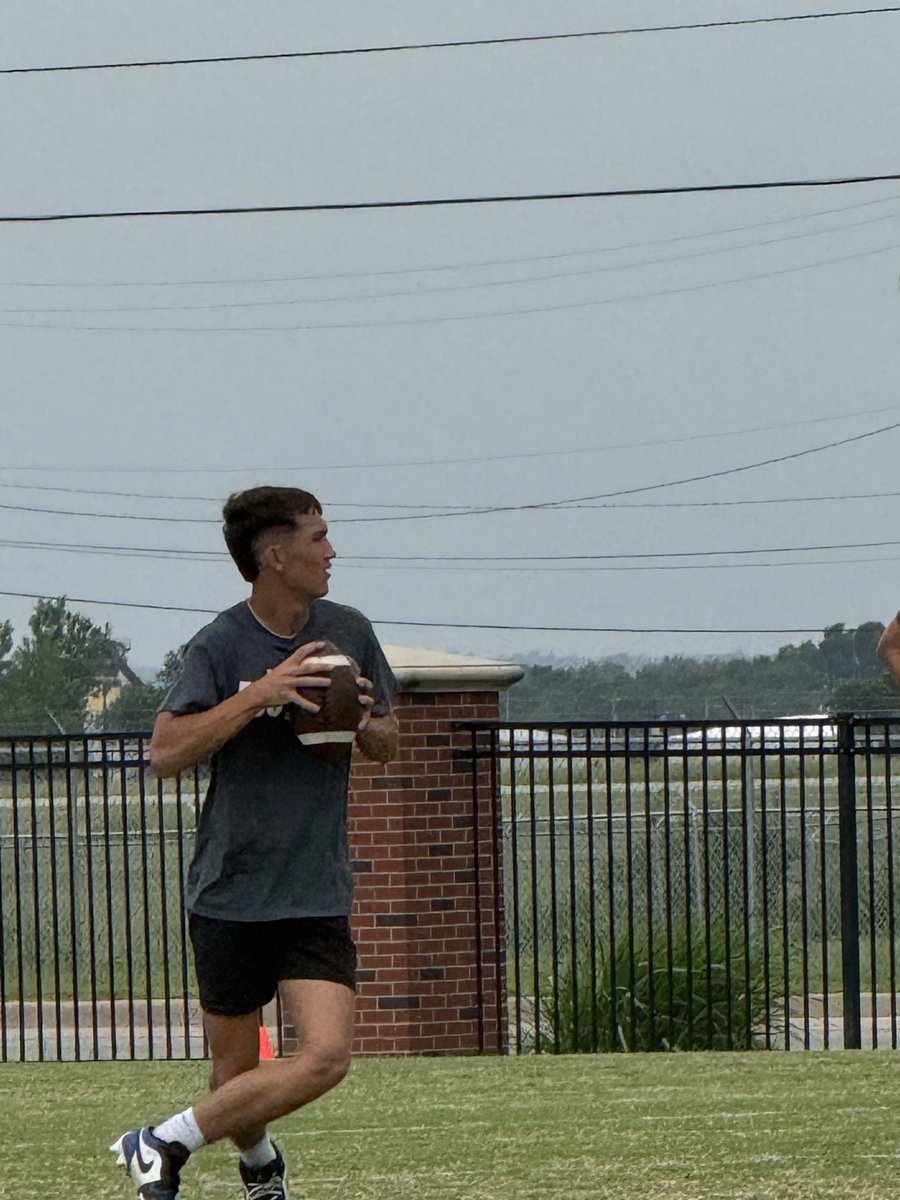 brettwiginton13's tweet photo. Blessed to go out to OBU and get great work in with Coach @macefarq thanks for the awesome experience 

@nate_ratcliff3 https://t.co/iRlLDHurGw