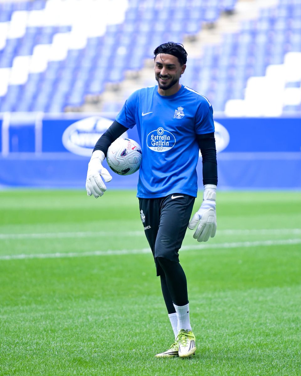 RealOviedo's tweet photo. 🫂 Qué tal viejo amigo. Se nos dibuja una sonrisa en la cara al veros

#PretemporadaRO
#RealOviedo 🔵⚪️ https://t.co/OumBqMjmKz