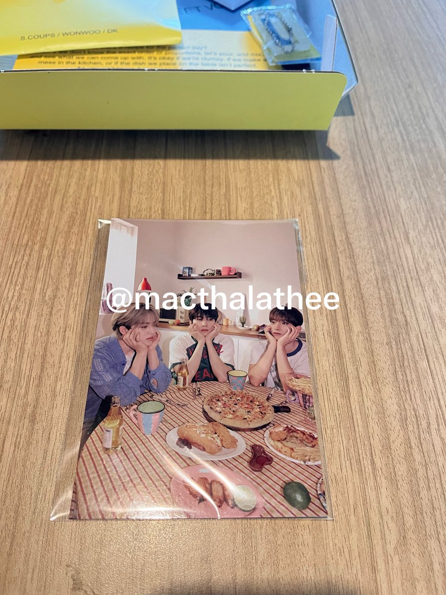 macthalathee's tweet photo. untuk di jual satu paket kecuali pc nya udah pada gaada

dom jakarta
dm for more

#seventeen #carat #INA https://t.co/hVQ9pyLQ4c