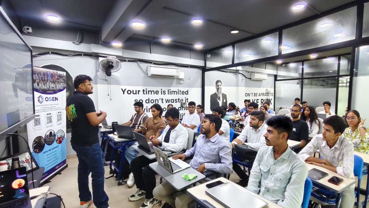 Vikash_8090_b's tweet photo. Osen devtool meetup #delhi wrap up. 

Organised by @osenofficial. 

Thanks core team  @AmanPandey73 @aryanpyx &amp; aditya for handlig all this. 

Details thread soon 🚀 https://t.co/exwk2eW1b5
