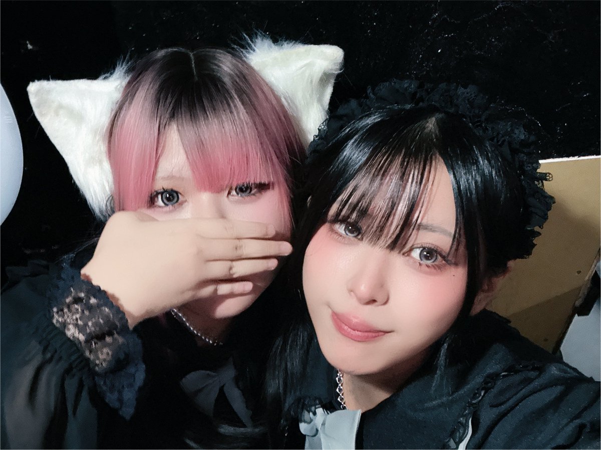 shiro_Noire46's tweet photo. おきゅいん❣️❣️
今日はメイドさん祭りでとても激かわNoireさんだよ~♡♡
ゆめかさんを今日からむぅと名付けます https://t.co/ITyhGYB88r