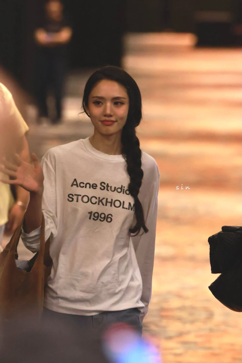 jon2026___'s tweet photo. Lookmhee, gorgeous in every way. ✨🤍
#ลูกหมีซอนญ่า #LMSY #LMSY2026FANMEETINGINKaohsiung

CTTO 📸🙏 https://t.co/q9n0i3ALTp