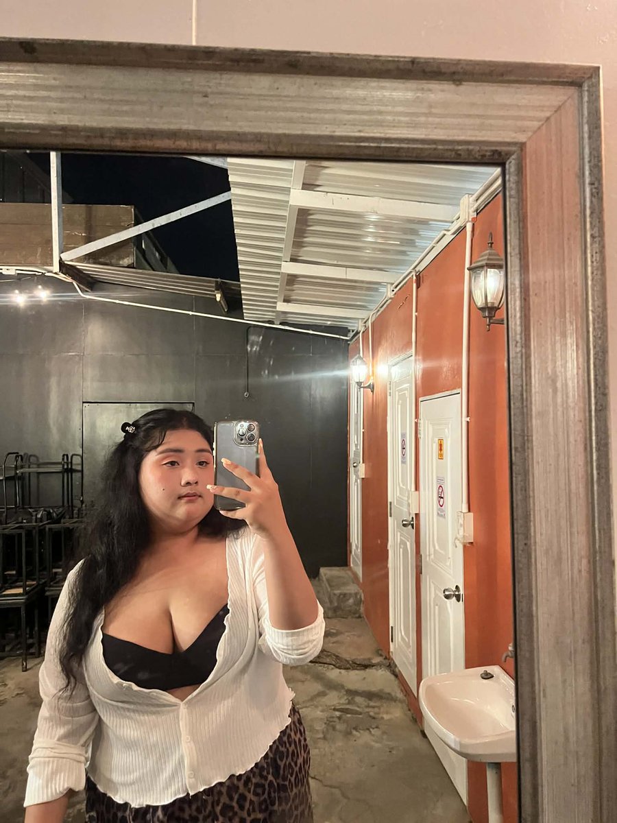 Botannn123's tweet photo. เหงาอาาาาา แงงงงงง🥹🥹🥹
#โสด #โสดมาก #สาวอ้วนน่ารัก #สาวอ้���น #ชุมพร #ระนอง #ประจวบ https://t.co/BP7wpRUgJa